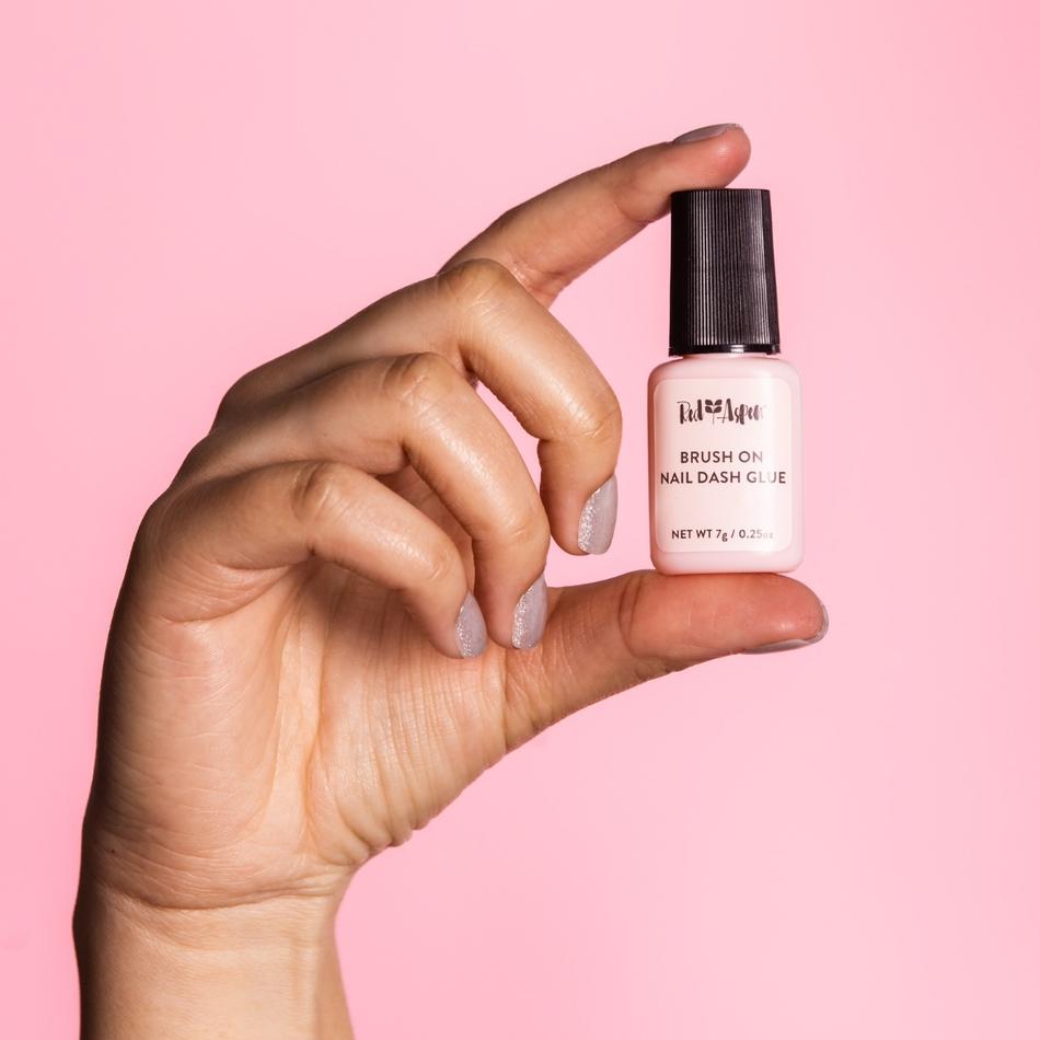 Brush On Nail Dash Glue